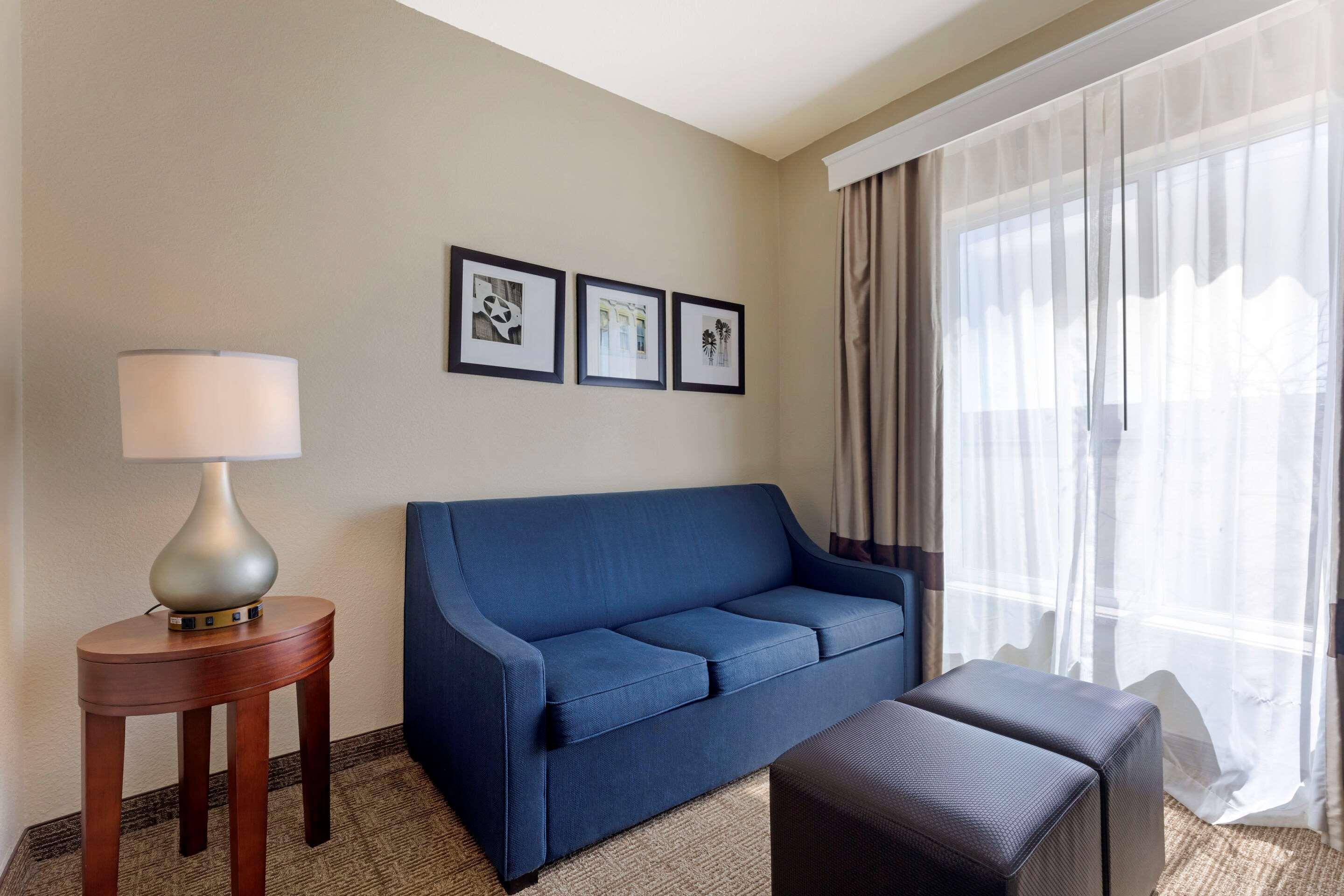 Comfort Suites Gainesville Buitenkant foto