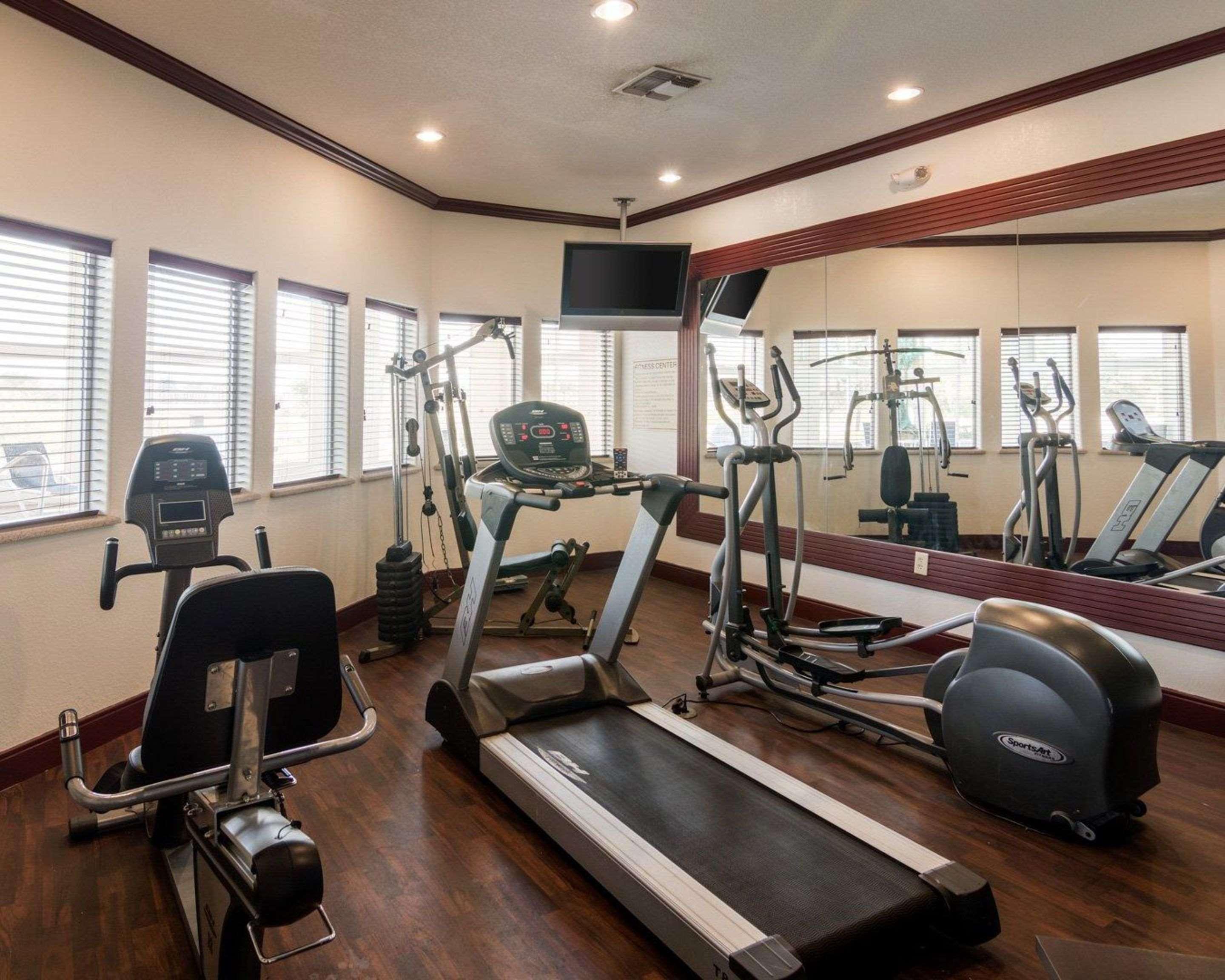 Comfort Suites Gainesville Buitenkant foto