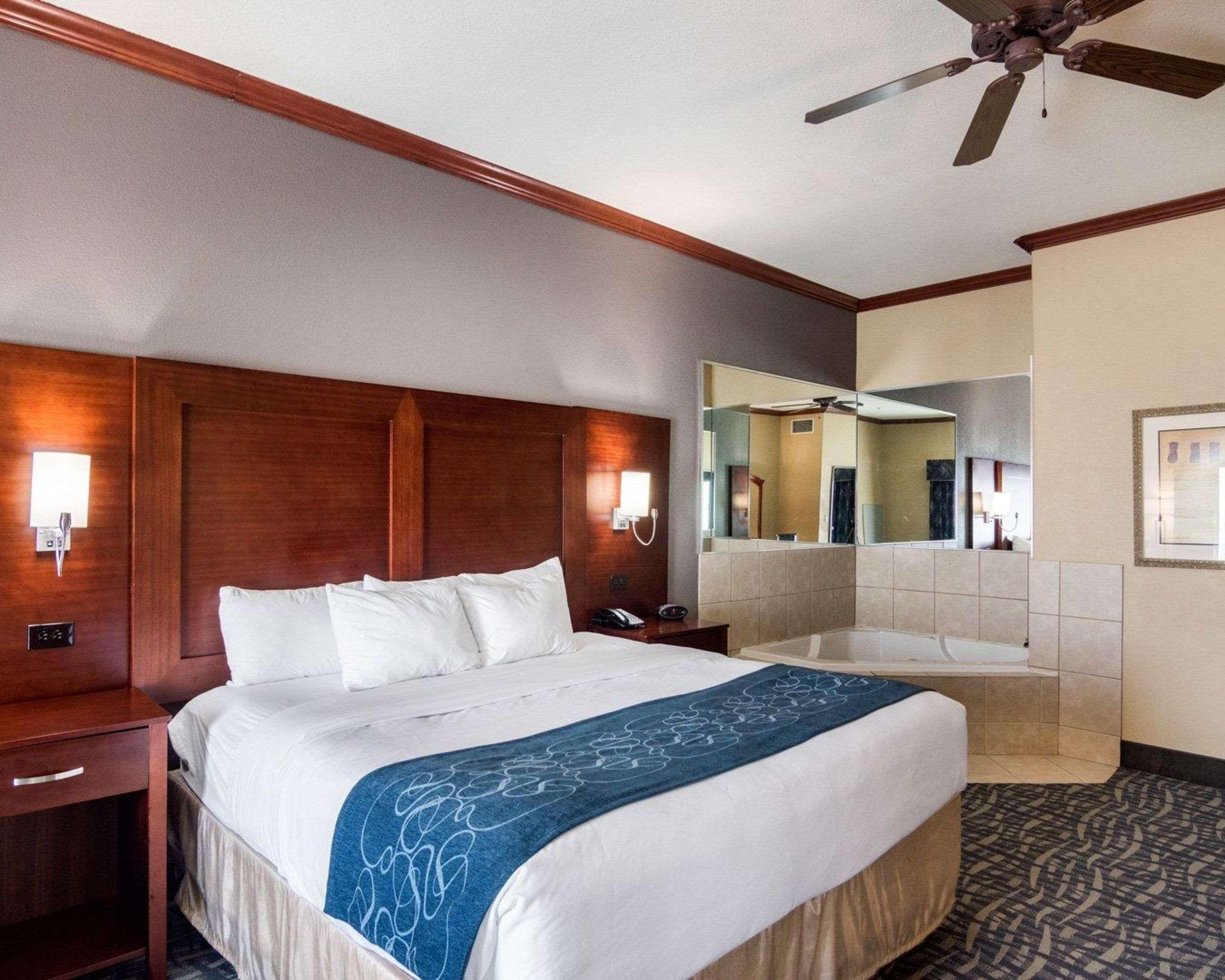Comfort Suites Gainesville Buitenkant foto