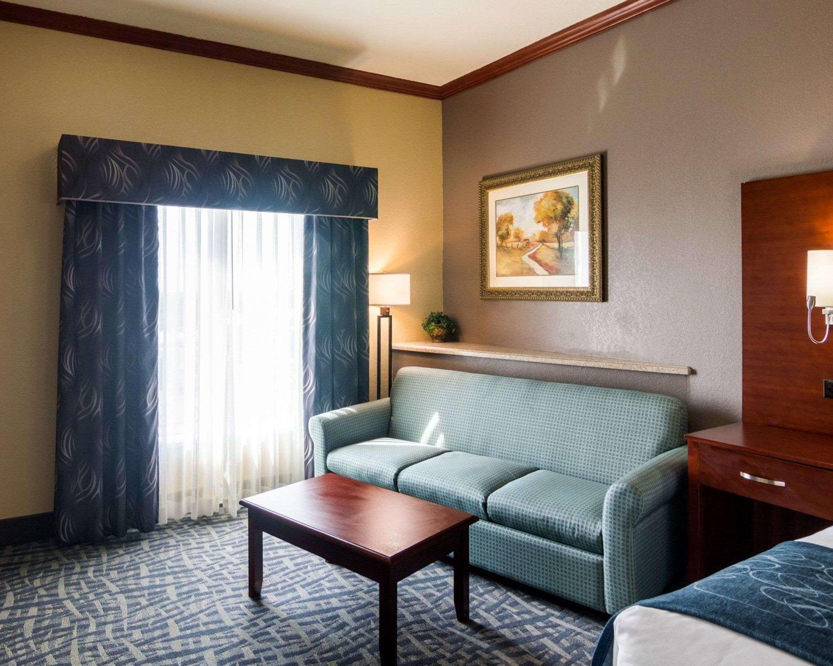 Comfort Suites Gainesville Buitenkant foto