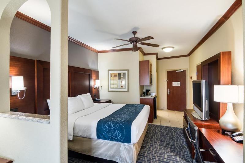 Comfort Suites Gainesville Buitenkant foto